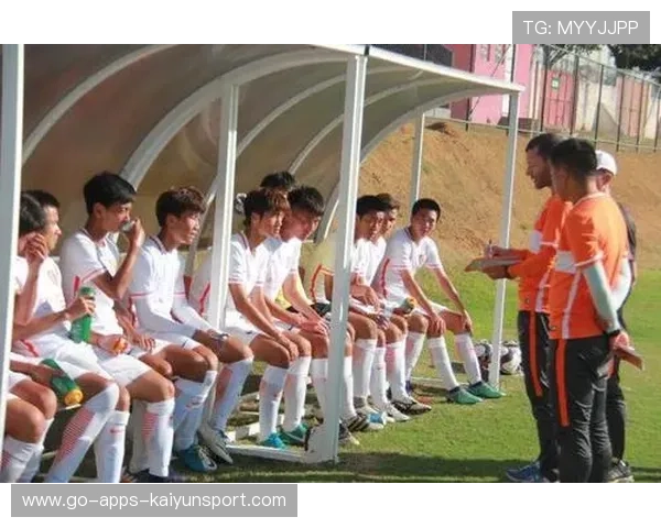 鲁能更衣室氛围回暖，教练组沟通机制被称范本