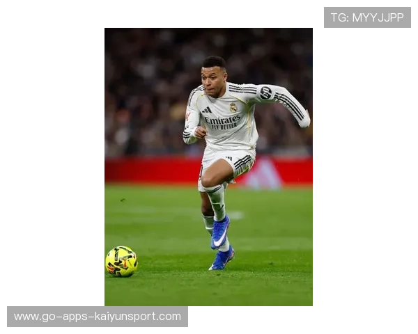 巴黎圣日耳曼中场伤情更新，姆巴佩状态待观察，巴黎圣日耳曼续约姆巴佩